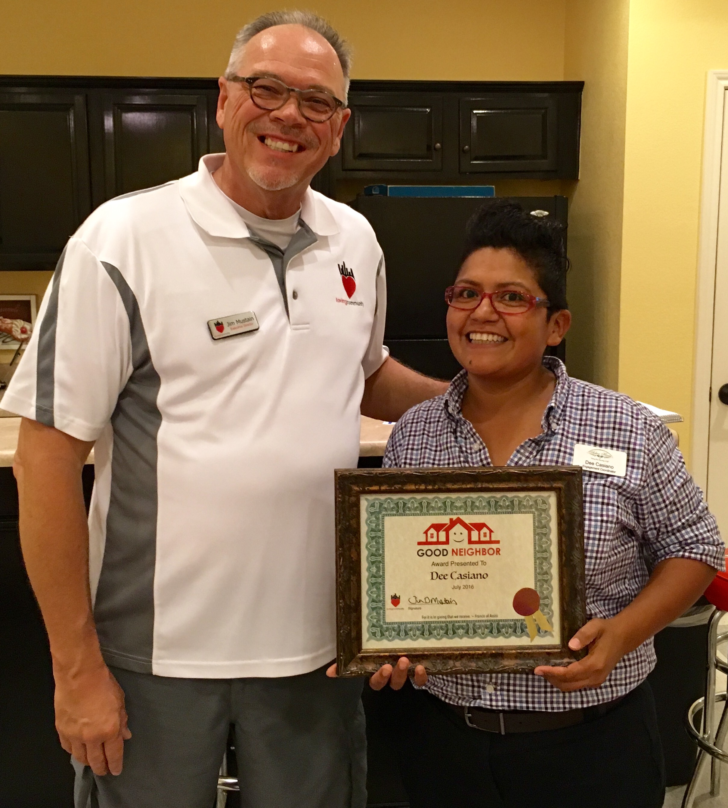 Dee Casiano Recipient of July Good Neighbor Award